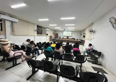 Oficina –  “#Na mídia: uso das redes sociais para projetos culturais e elaboração de portfólios”